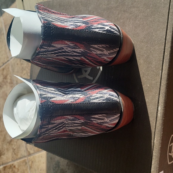 Ariat Dixon Chimayo size 8 5 - Picture 4 of 5